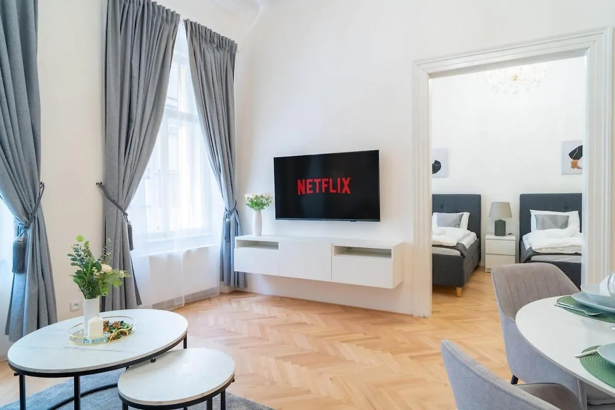Crystal Apartment In Center Of プラハ