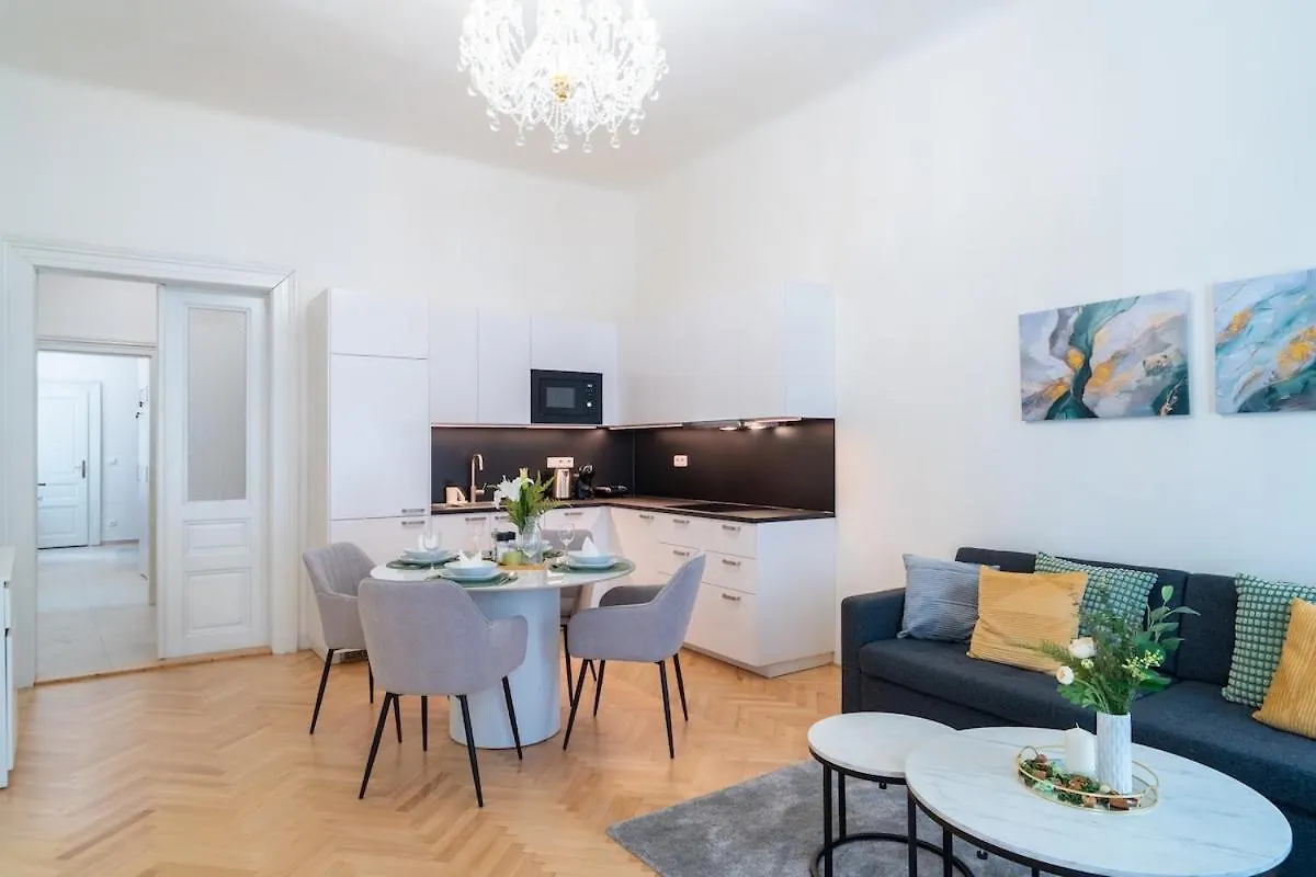 Crystal Apartment In Center Of プラハ