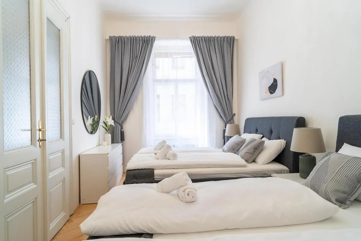 Crystal Apartment In Center Of プラハ